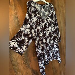 Floral dolman sleeve top